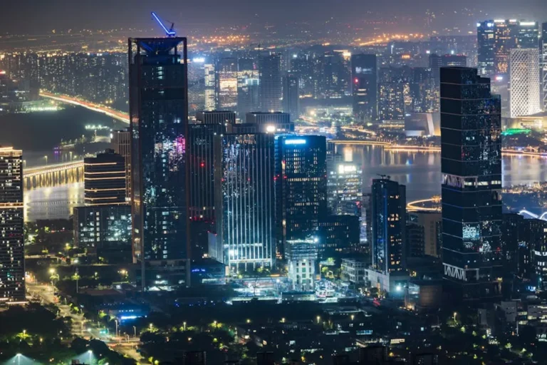 How to Create a City Culture Guide Around Art and Design