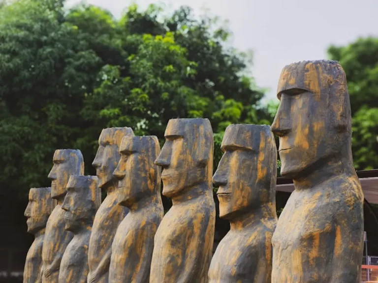 Moai Statue: Meaning, Style, History, and Visual Guide